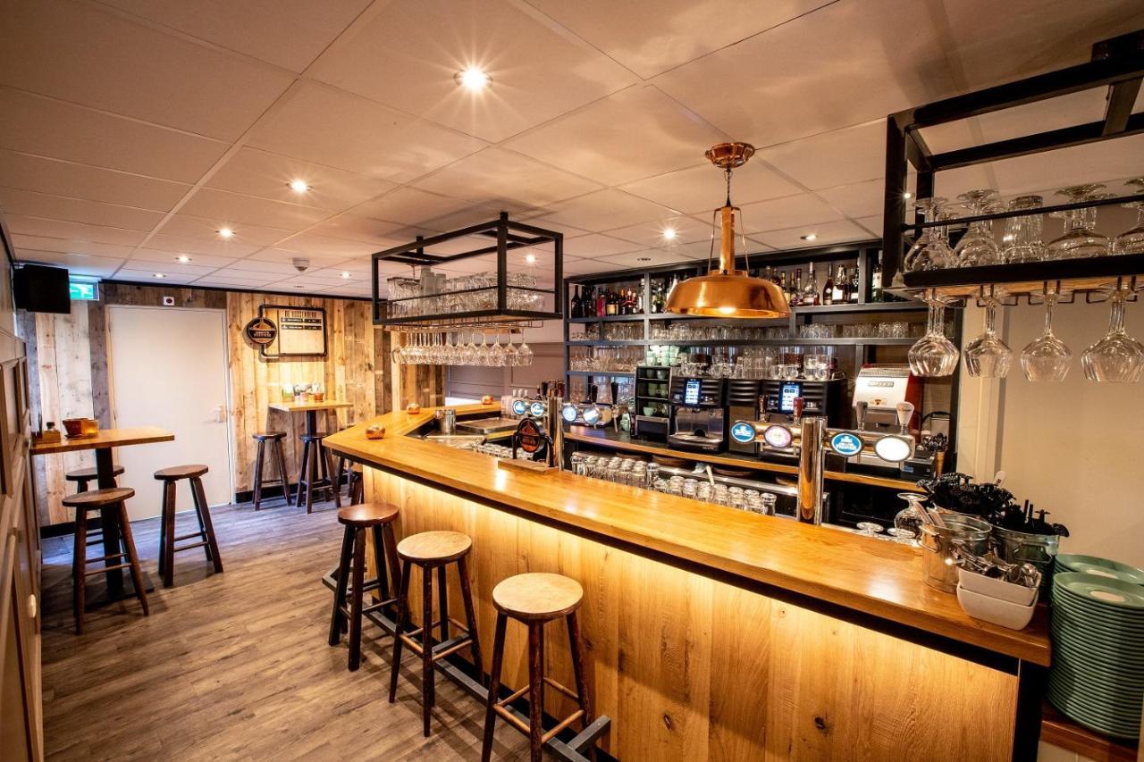 Hotel Restaurant 'De Vossenberg' Vierhouten Extérieur photo