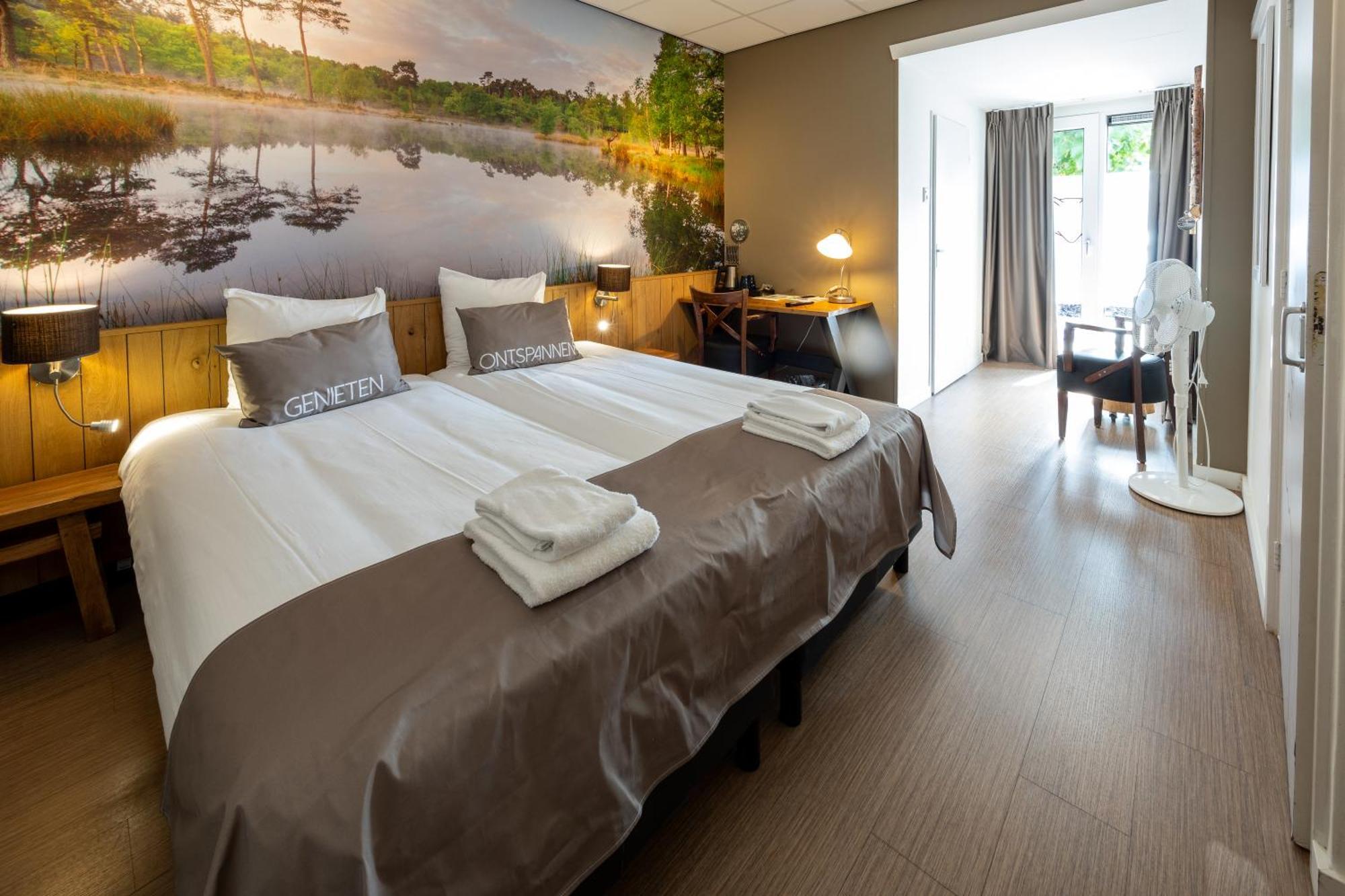 Hotel Restaurant 'De Vossenberg' Vierhouten Extérieur photo