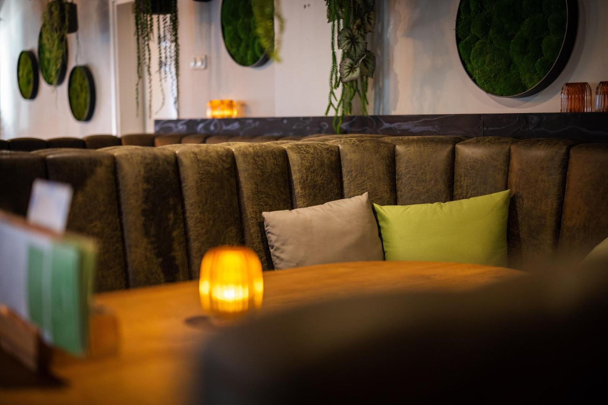Hotel Restaurant 'De Vossenberg' Vierhouten Extérieur photo
